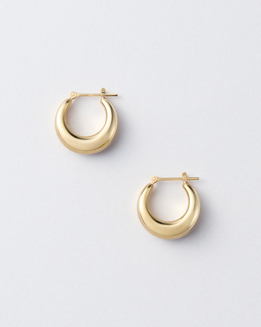 BOLD GOLD LUNA PIERCE