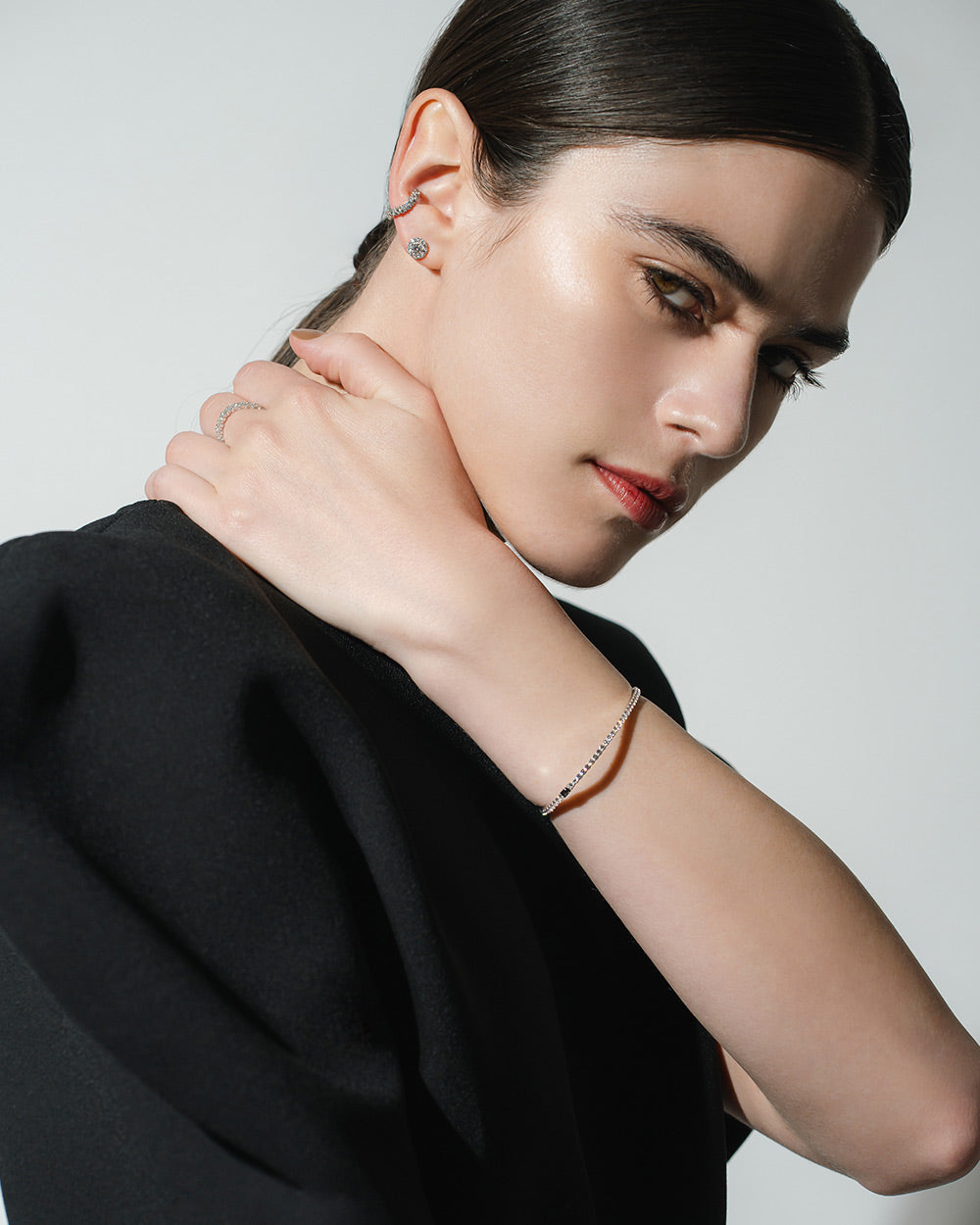 DIAMOND PAVE EAR CUFF　受注生産 - 写真4枚目