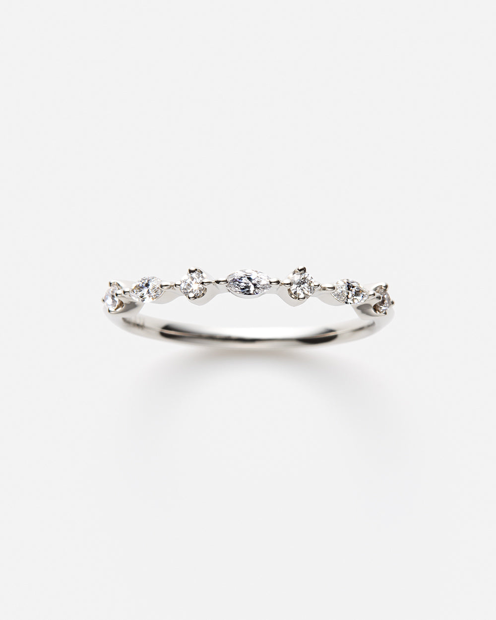 MAGNOLIA ETERNAL MARQUISE DIAMOND LINE RING - 写真1枚目