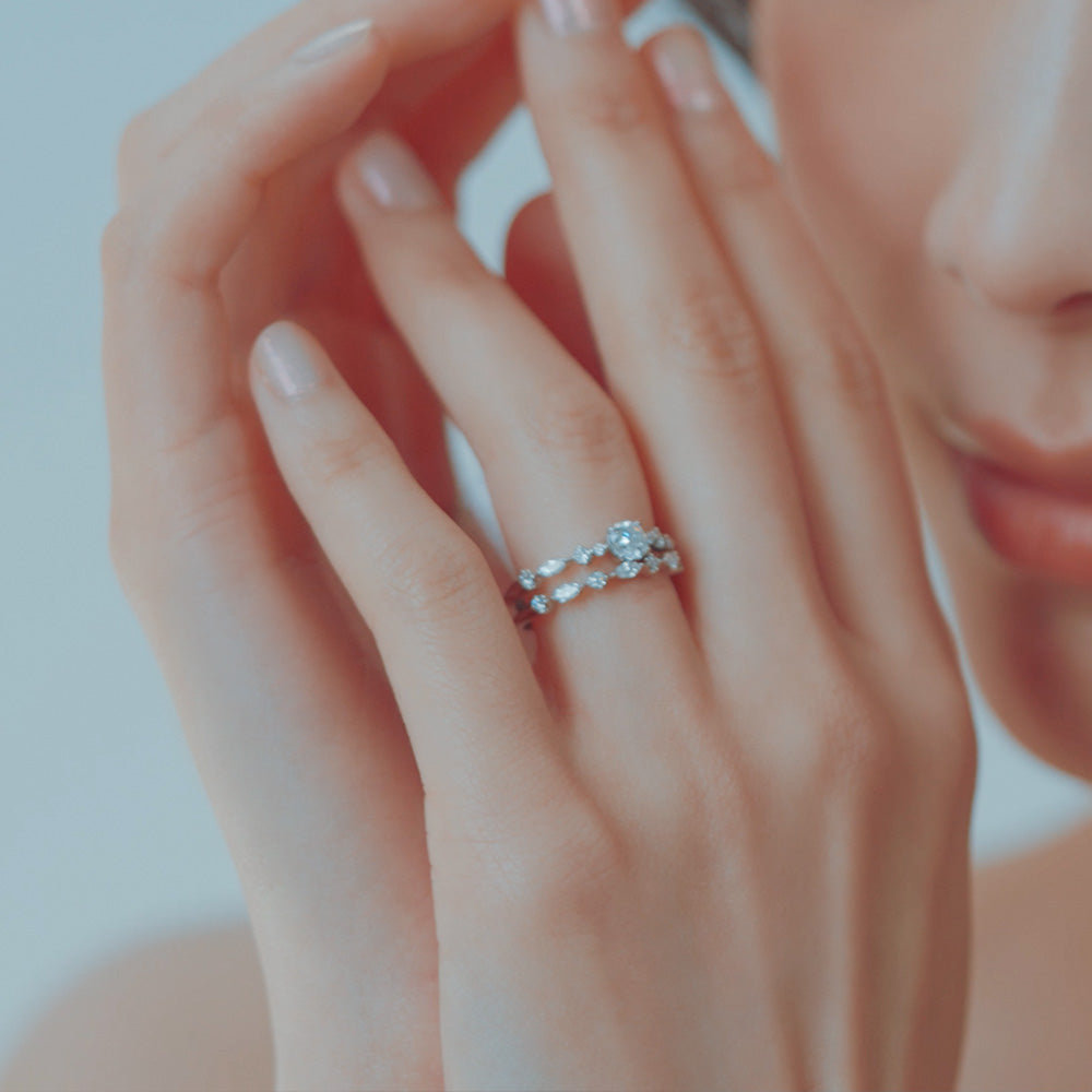 CUTのビジュアル