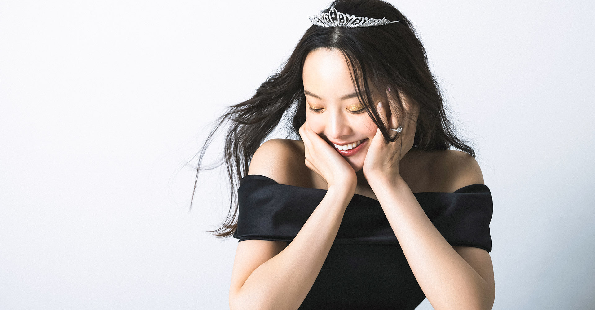 TIARAページのビジュアル