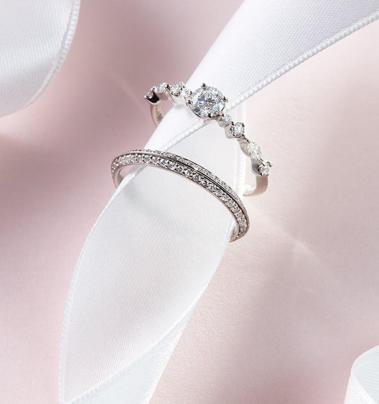 ENGAGEMENT RINGページのビジュアル